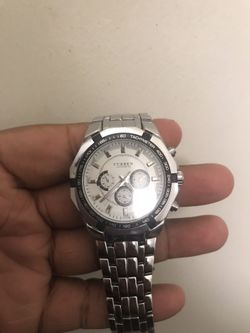 Curren watch