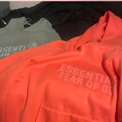 Essential Hoodie