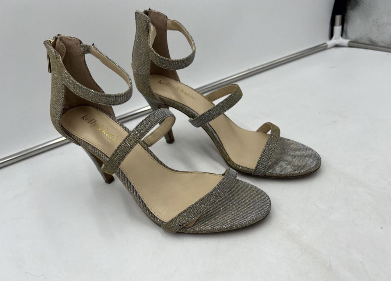 Kelly & Katie Gold sparkly  3” open toe heels in size 8
