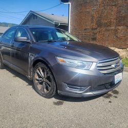 2013 Ford Taurus
