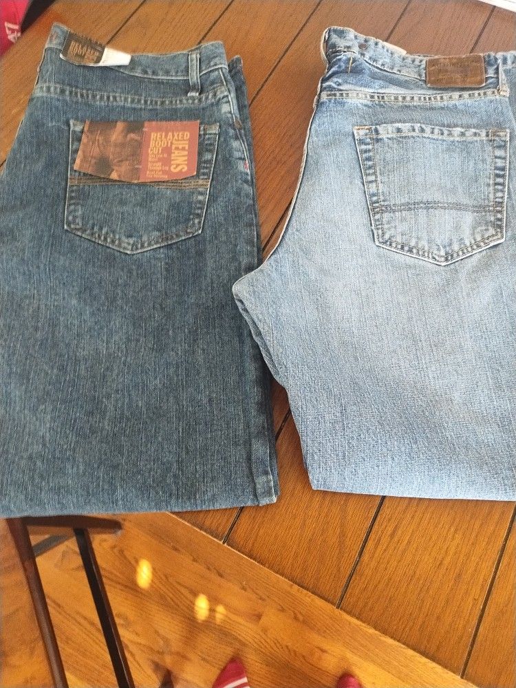 Men's 34x32 boot cut jeans