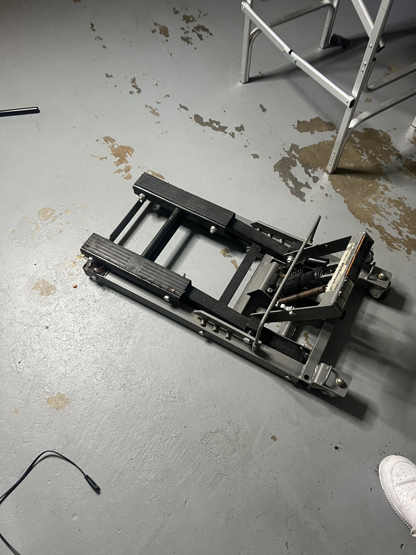 Four Wheeler Jack Stand 