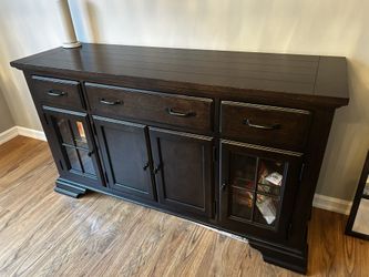Buffet With  Lined Drawers And Adjustable Shelving 