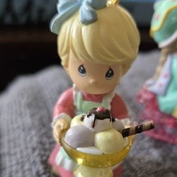Precious moments. Christmas Ornaments 