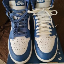 Jordan 1 OG True Blue Size 10.5