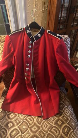 Men’s Large British Guard Large Jacket.