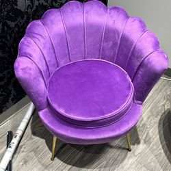 Purple Velvet Clam Chair with Gold Legs