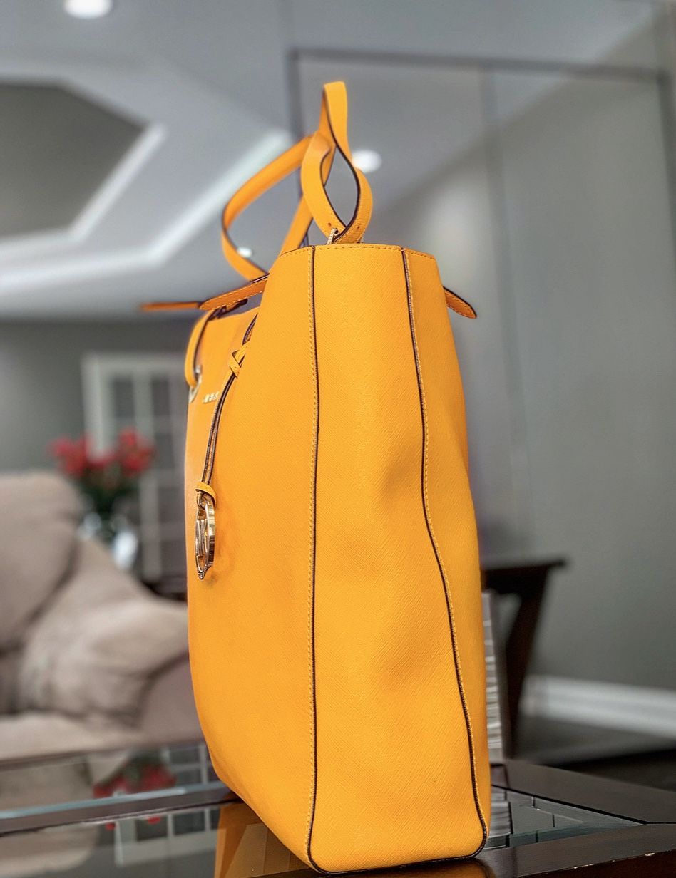 Michael Kors - Mustard Yellow Hand bag