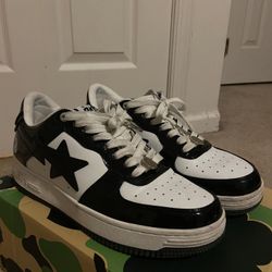 Black/white Bapestas 