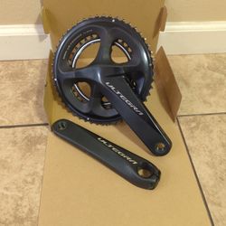 Ultegra R8000 50/34T Compact Crankset - Arms are 172.5 In length With Bottom Bracket 
