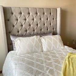 Platform Queen Sized Bed 