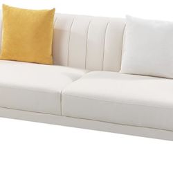 Sofa With Throw Pillows 