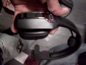 Bluetooth headphones
