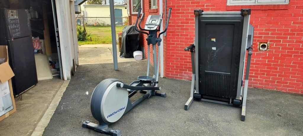 Pro-form elliptical exercise machine