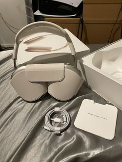 Starlight AirPods Max Wireless Headphones