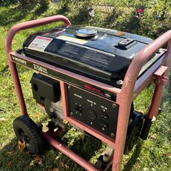 Husky-Briggs And Stratton 4000 Watts Generator Excellent Condition!