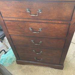 5 Drawer Dresser