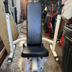 Weight Bench 