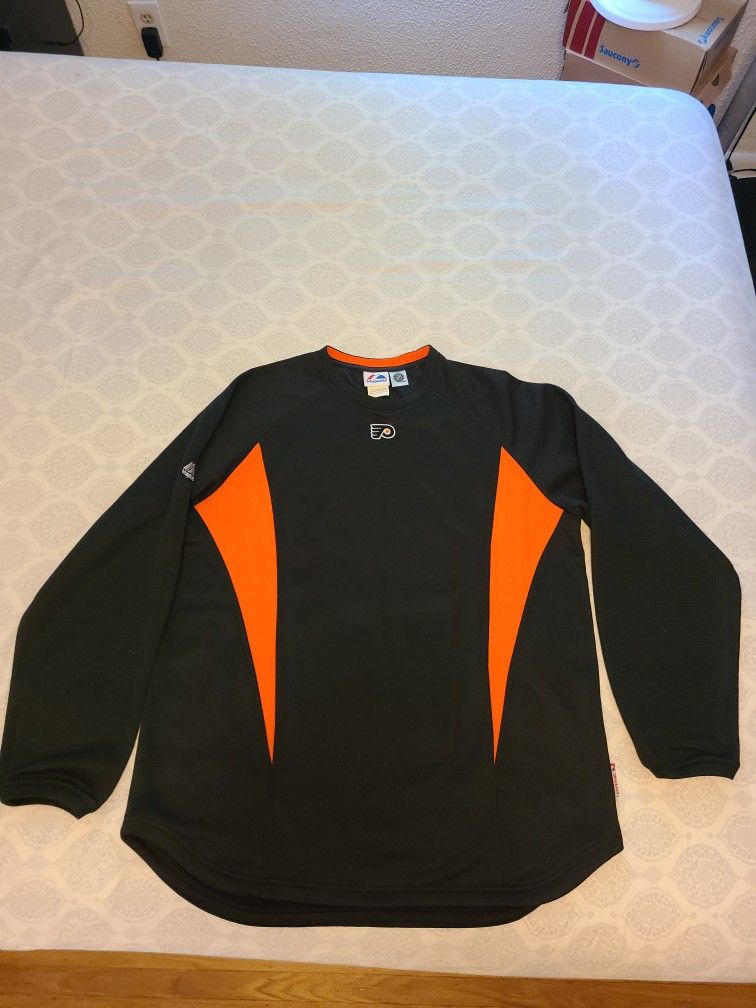 Philadelphia Flyers Majestic Longsleeve