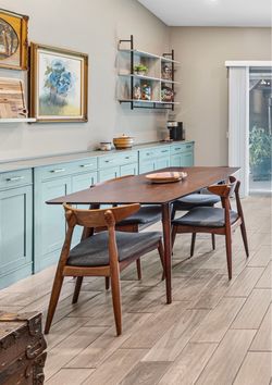 Dining room Table - Mid Century Modern - Moving Must Go!