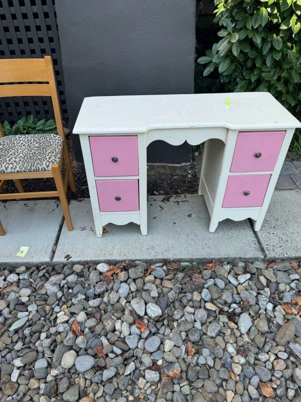 Kids Desk