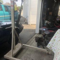 A Beech Engine Hoist 