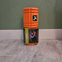 Triggering Performance Grid Foam Roller