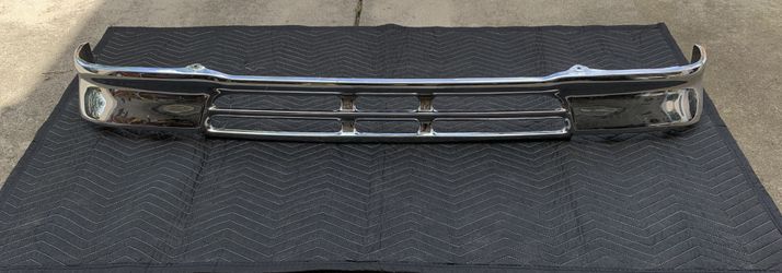 Toyota 4Runner Chrome Front Valance