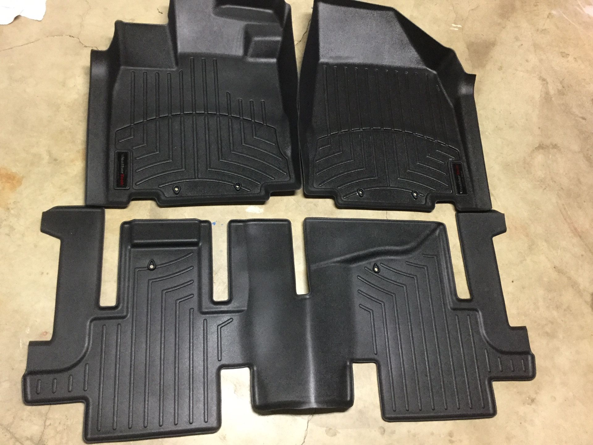 Nissan Pathfinder Weathertech Floor Liners for Sale in Redmond, WA