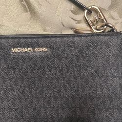 Michaels Kors 17” Crossbody Purse