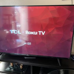 TLC Roku tv Smart TV 55” Inches 