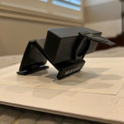 Camera (NEXIGO) to mount on monitor/screen