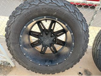 Savage 20” Wheels with 35x12.50R20 Tires