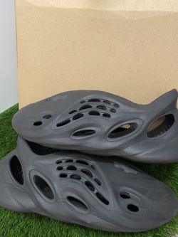 Yeezy Foam Runner “Onyx”