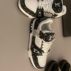 Louis Vuitton Trainers 