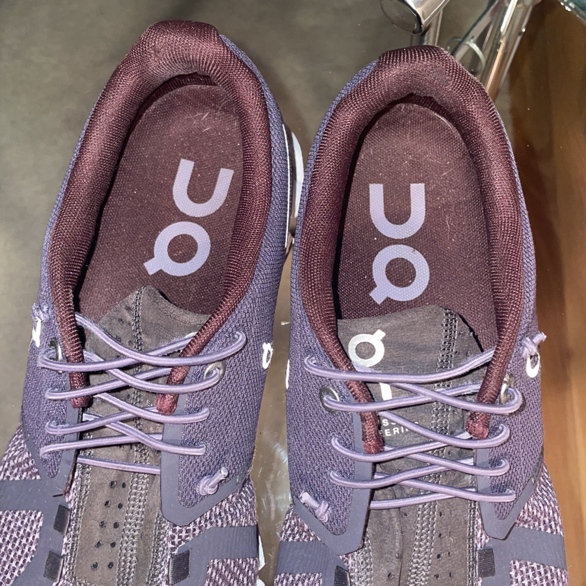 On Running Cloud 5 Pebble/Raisin Shoes M 9.5 - news.we-bc.ca