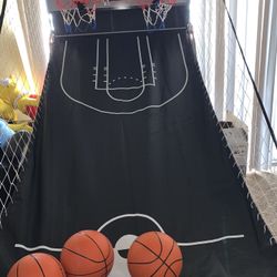 Arcade Indoor Basketball Court