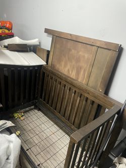Baby Crib With Mattress