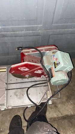 Tile saw Tile saw