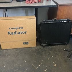 Radiator for Toyota Pick up