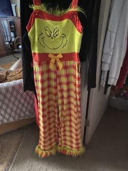 The Grentch X-mas 25 Outfit!