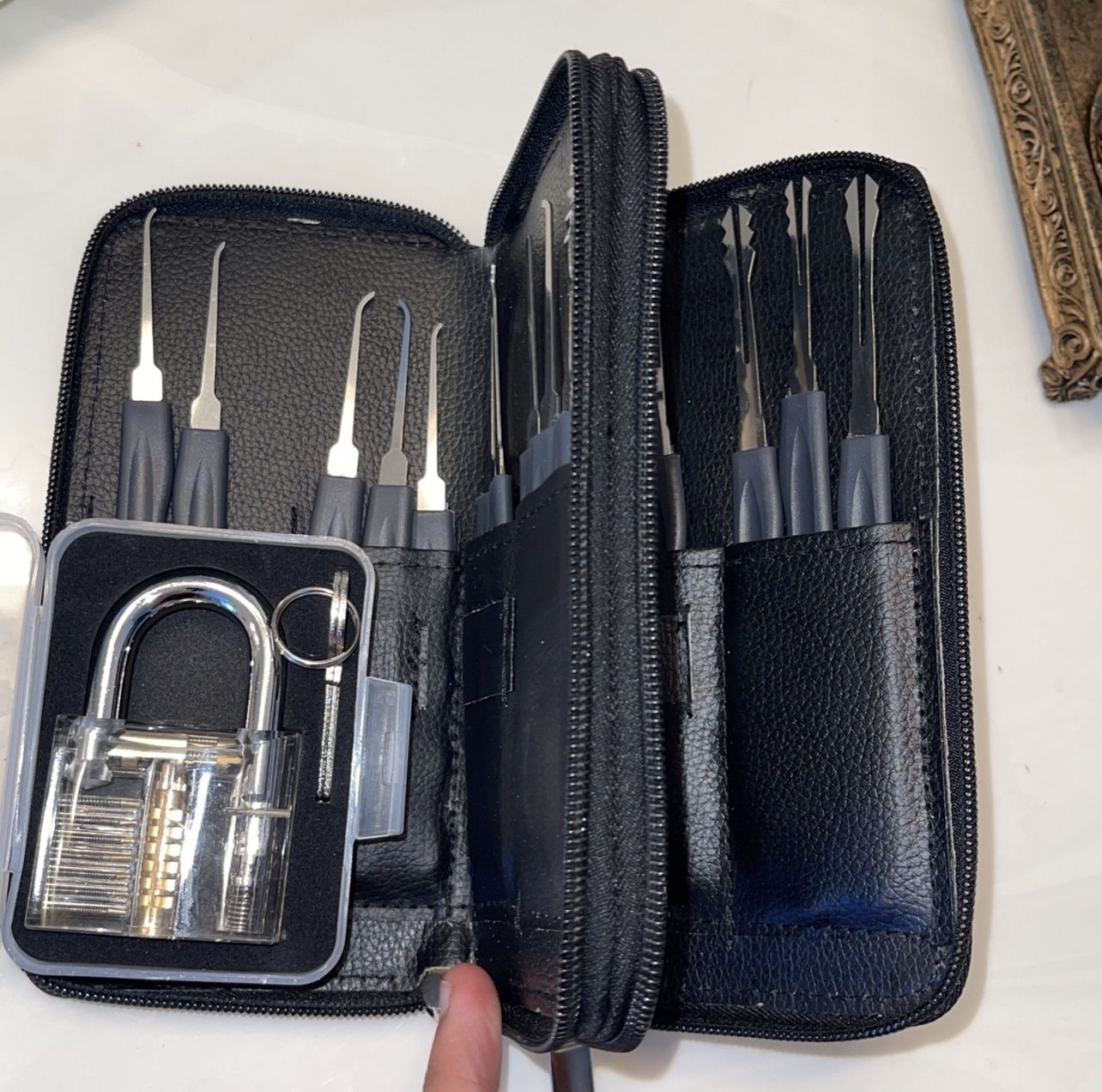 24pcs Lock Picking Tool set, LEATHER CASE, NO transparent training locks yet.