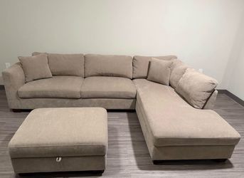 Thomasville Sectional Sofa & Chaise & Storage Ottoman