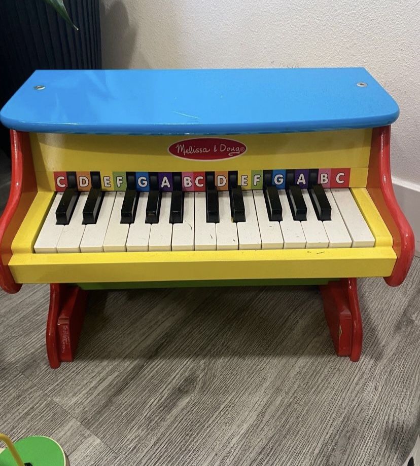 Melissa & Doug Piano