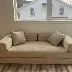 Couch Beige 