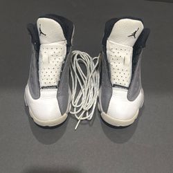 Jordan 13 Retro Size 12c (kids). Good Shape. White/grey.