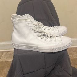 Converses White Leather Size M/11 W/13