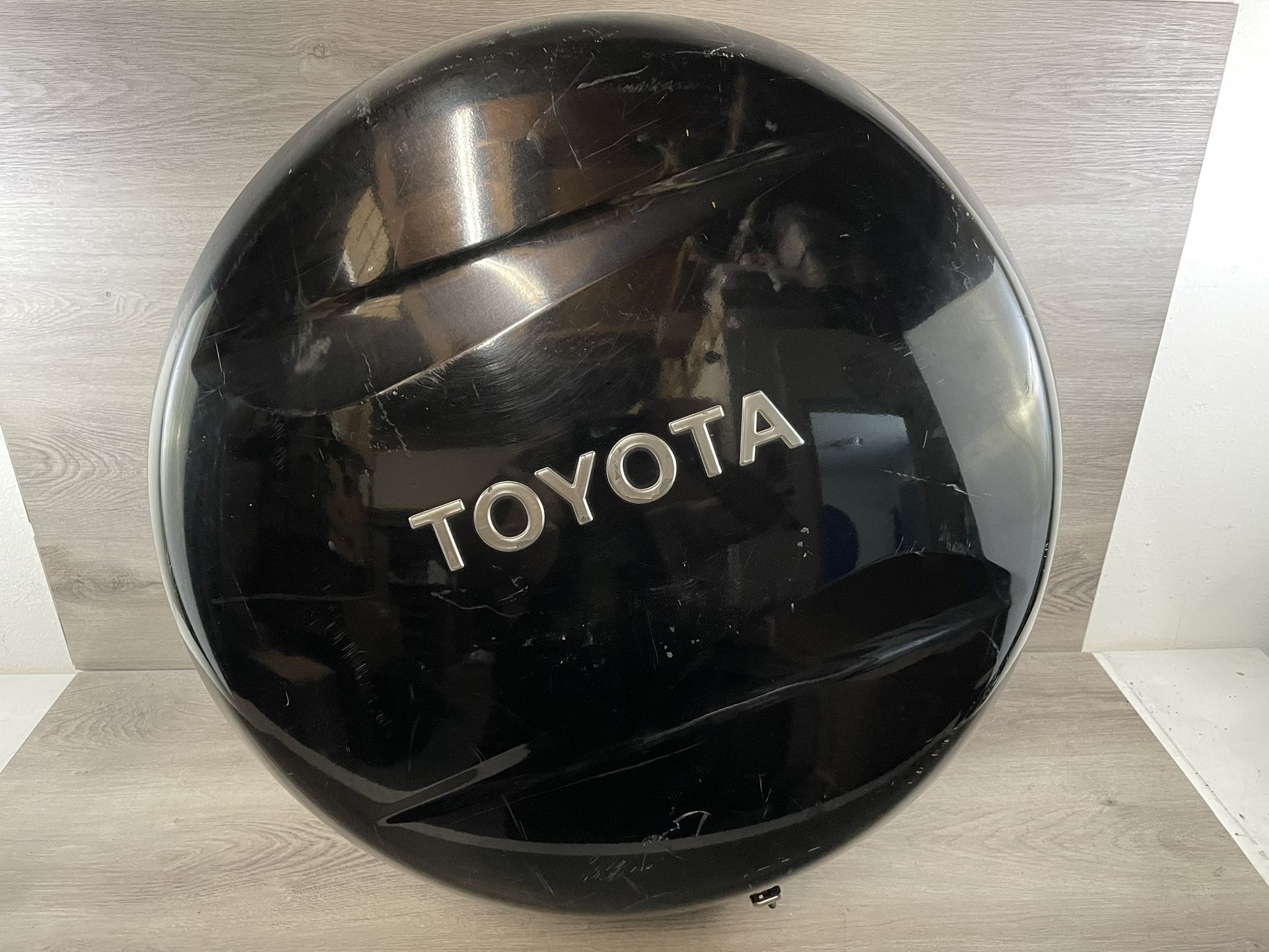 01-05 Toyota RAV4 Spare Tire Cover Black