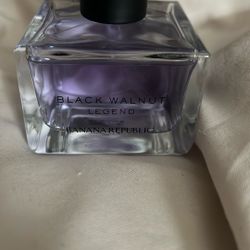 Banana Republic Black Walnut Legend 3.4 Fl Oz 80%