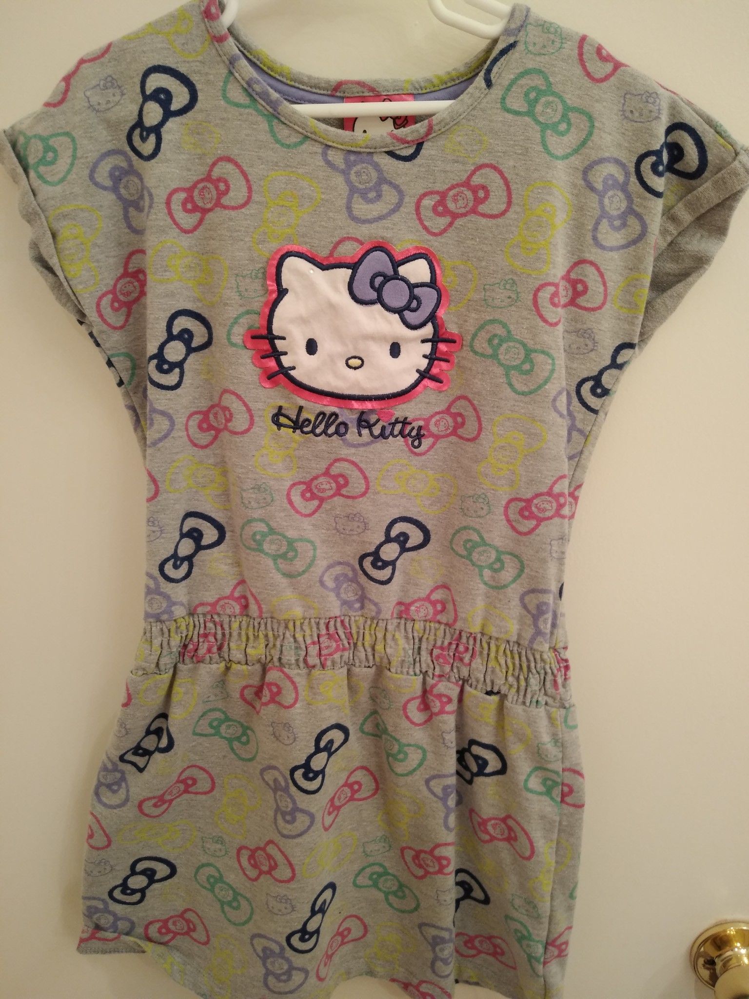 Girls Hello Kitty dress or top